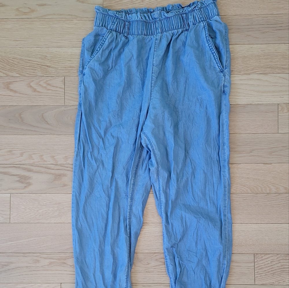 Jeans with no zippers